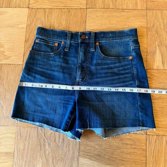 Madewell Size 27 High Rise Denim Shorts Raw Edge Roll Cuff Blue Jean Zip Button - Picture 7 of 9